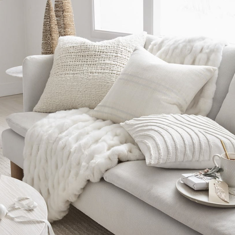 Beautiful RUCHED Faux Fur Throw