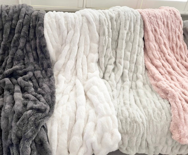 Beautiful RUCHED Faux Fur Throw